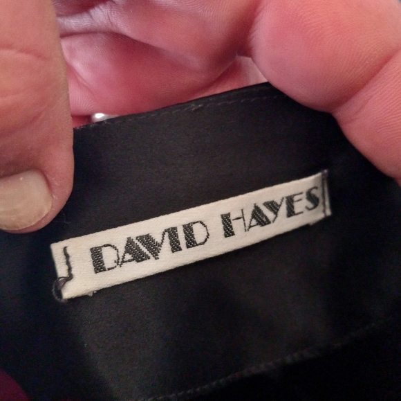 David Hayes 100%Silk size 6 black & pink button up top - Picture 3 of 5